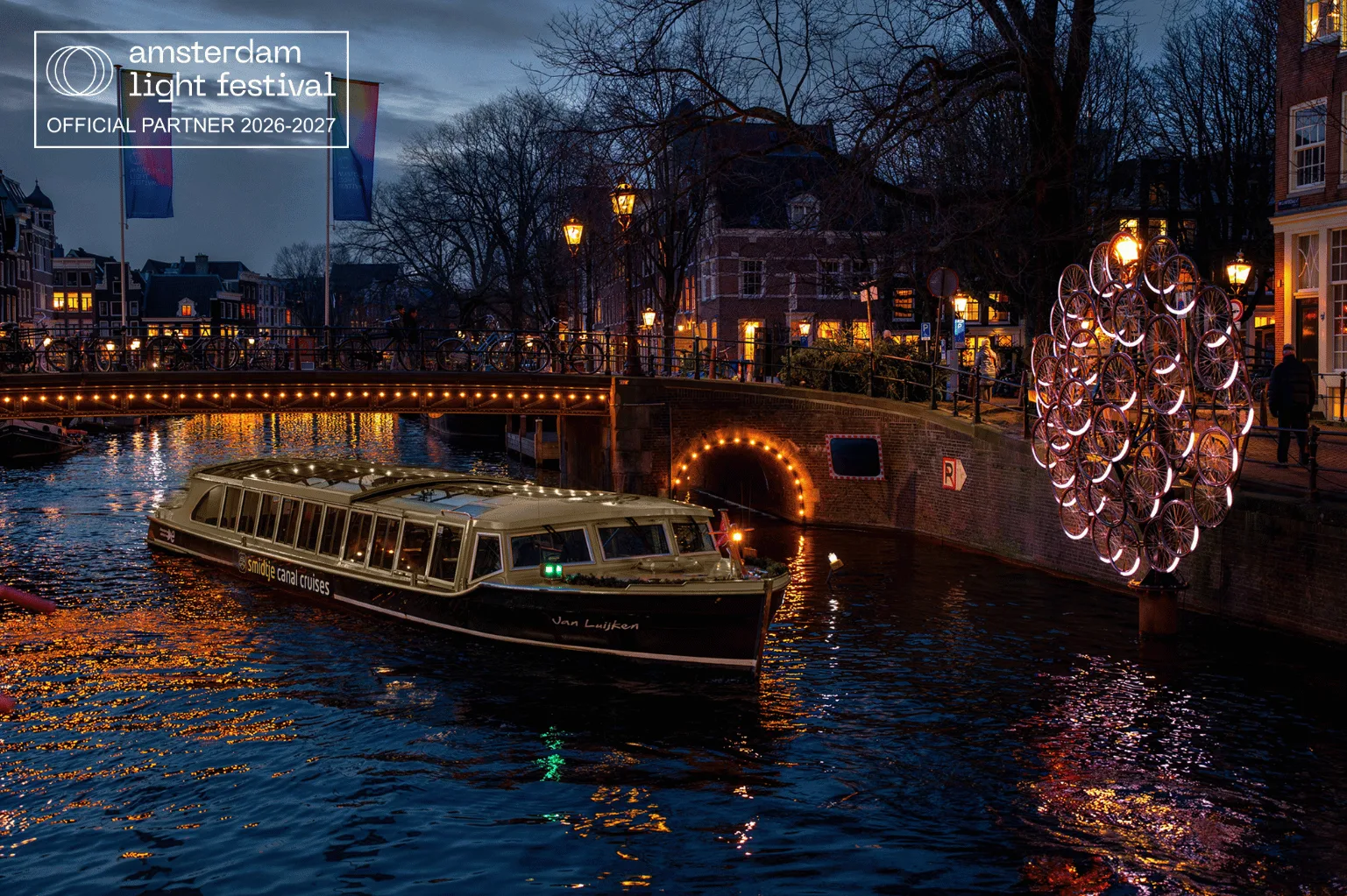 Smidtje Canal Cruises Amsterdam - Amsterdam Light Festival Grachtenfahrt 🌟 hero
