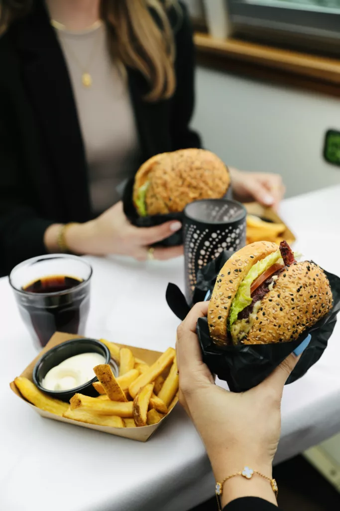 Hamburger diner rondvaart Amsterdam