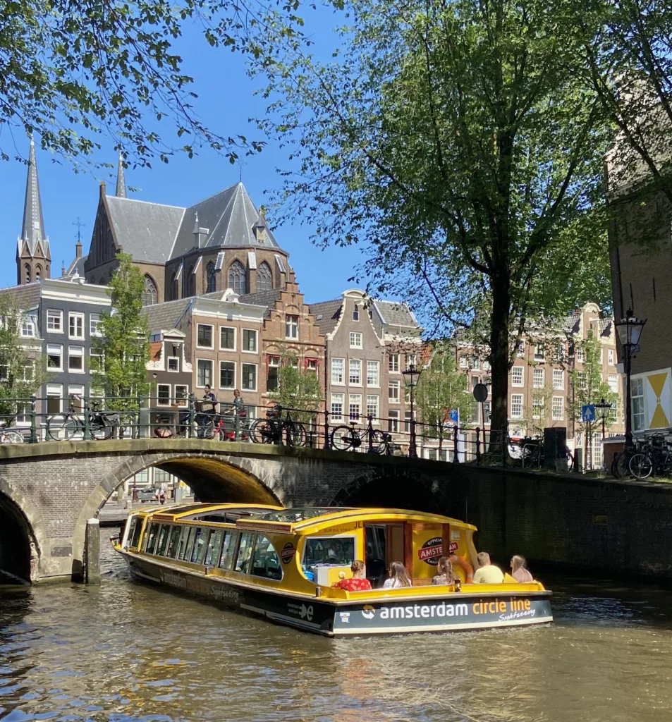 Hamburger diner rondvaart Amsterdam