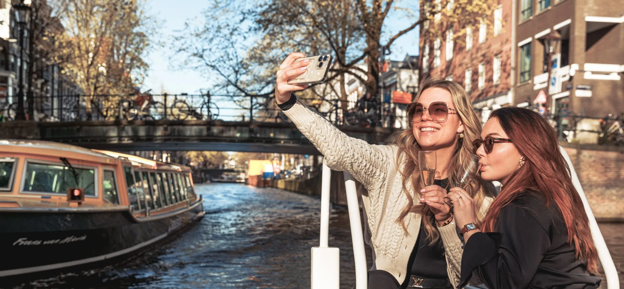 Smidtje Canal Cruises Amsterdam - Voucher boekingen hero