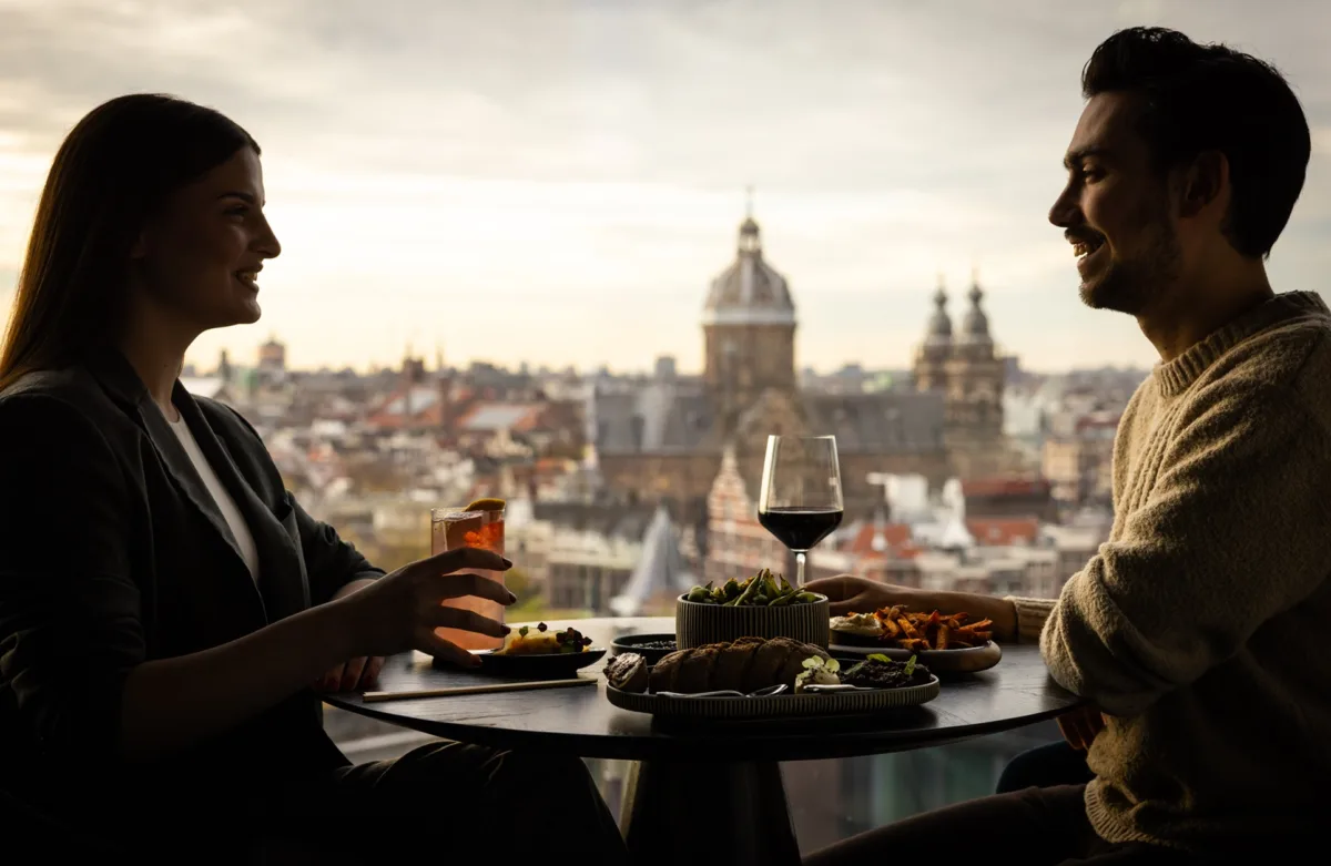 Combinatie ticket – Cocktail bij LuminAir & Amsterdam Canal Cruise &bull; Smidtje Canal Cruises Amsterdam - Méér dan een Rondvaart