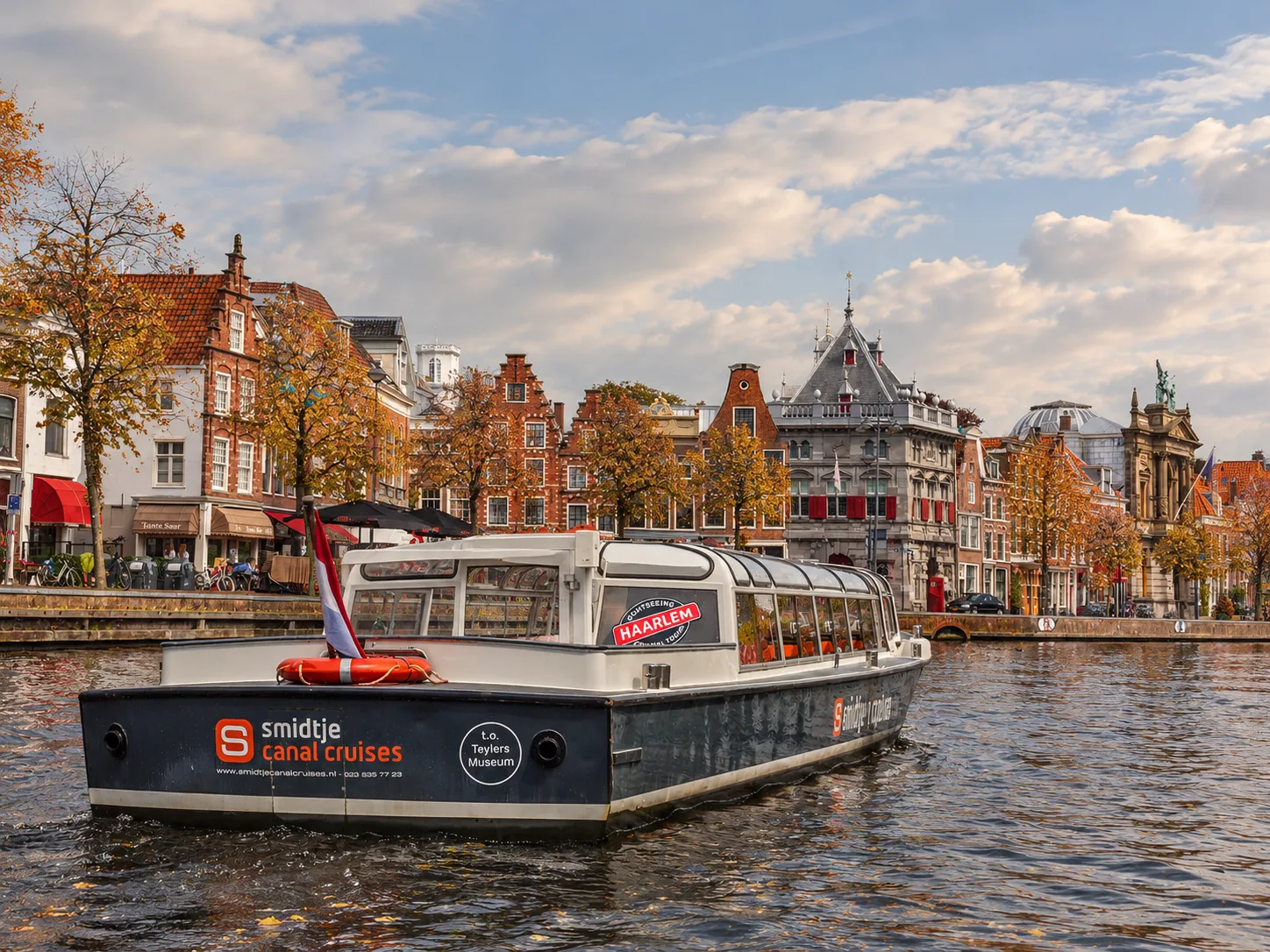 Smidtje Canal Cruises Haarlem - Canal Cruise through the Historic City Centre of Haarlem hero