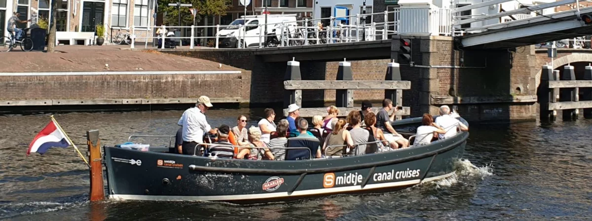 Boten &bull; Smidtje Canal Cruises Haarlem - Unieke vaartochten met lokale expertise