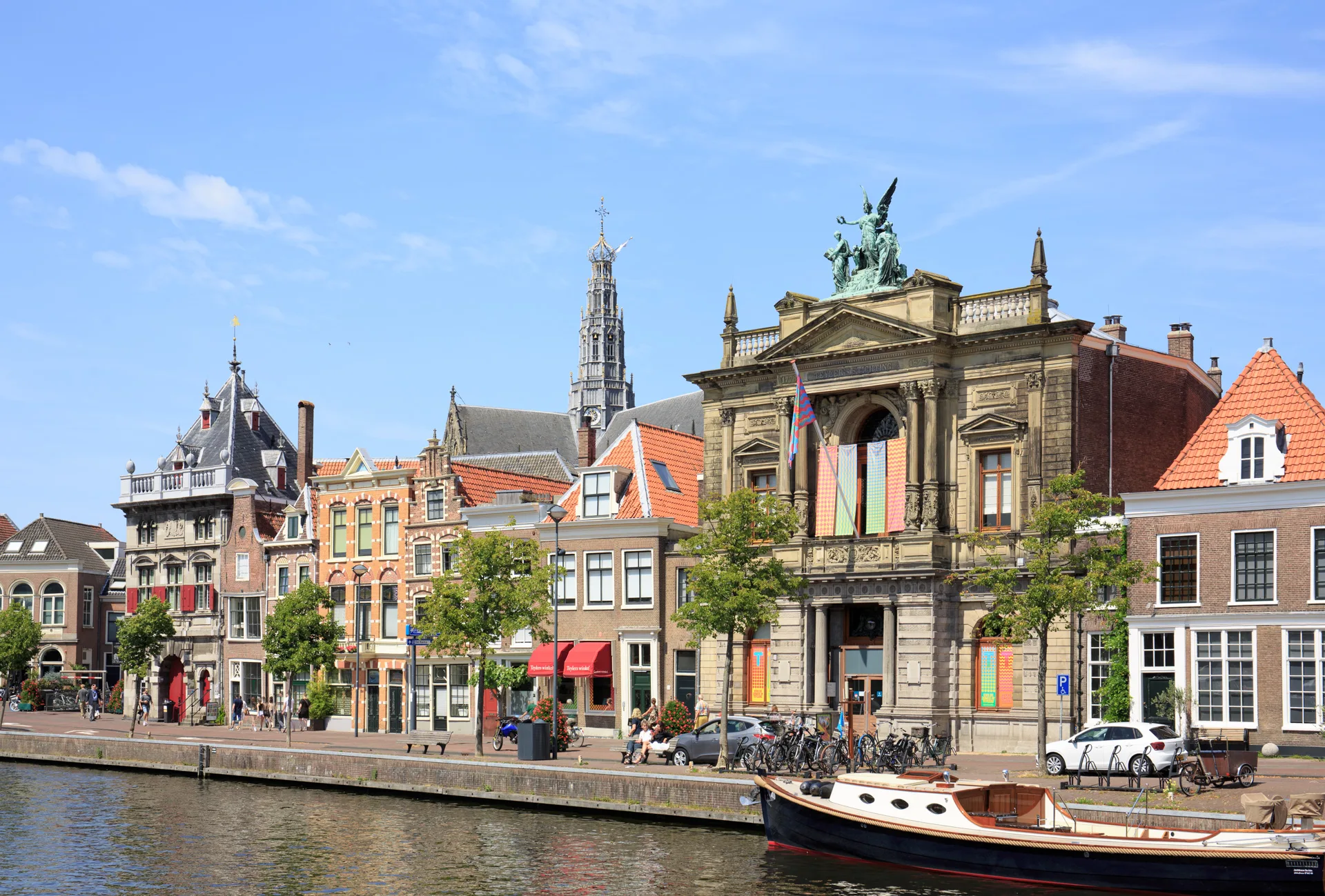 Smidtje Canal Cruises Haarlem - Rondvaart door Haarlem: Toen en Nu hero
