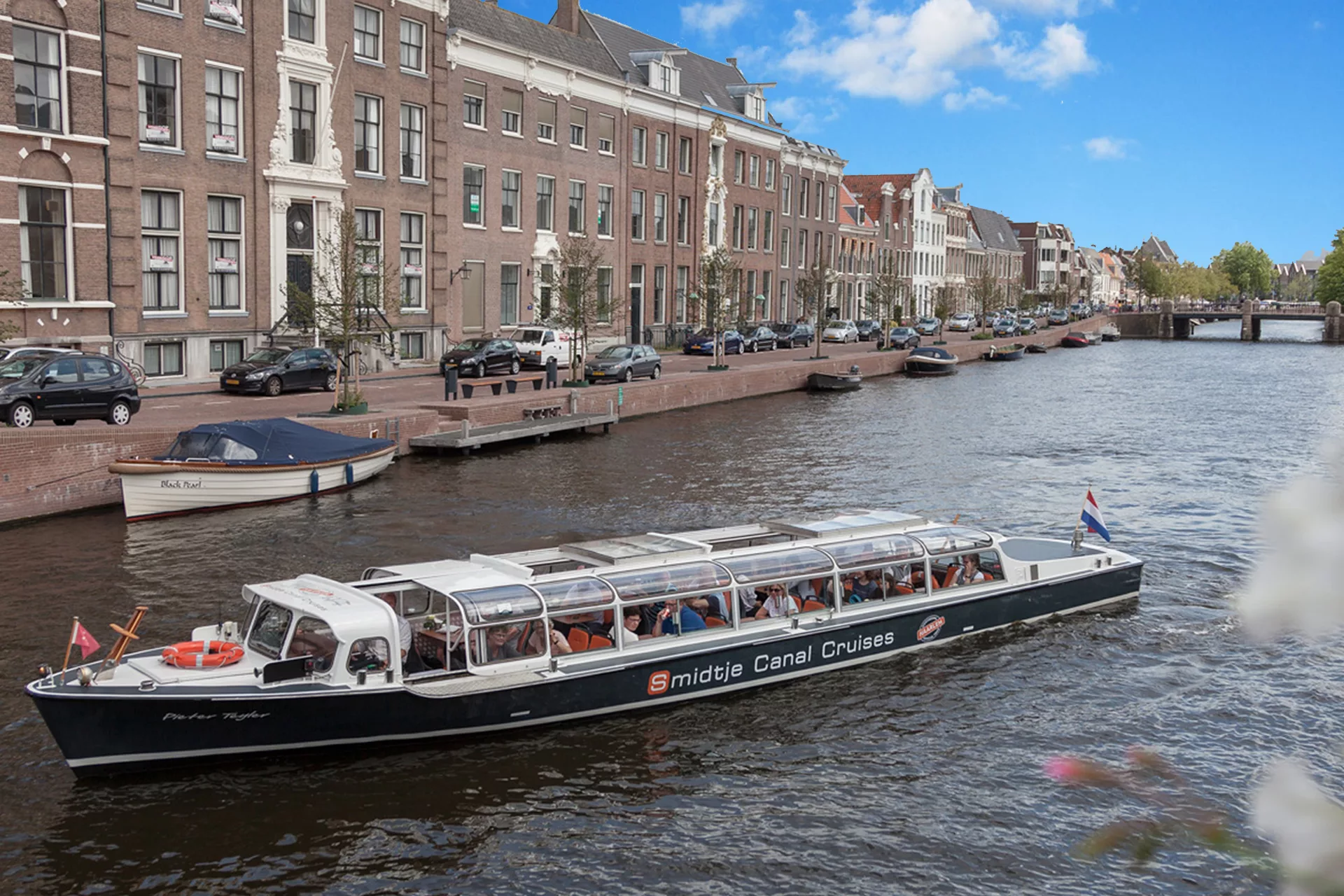Smidtje Canal Cruises - Boten hero