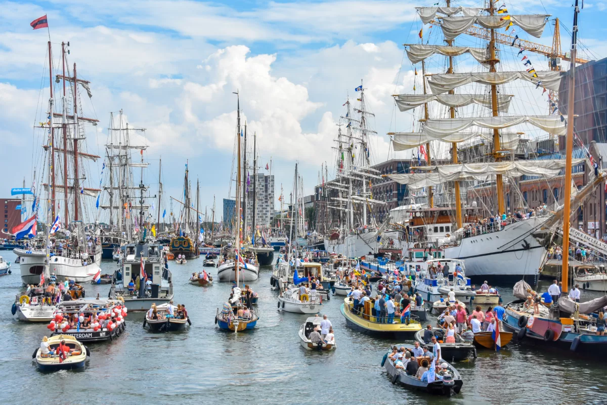 Amsterdam, 21-08-2015
Persboot tocht
foto: Oranjehaven vanaf het water